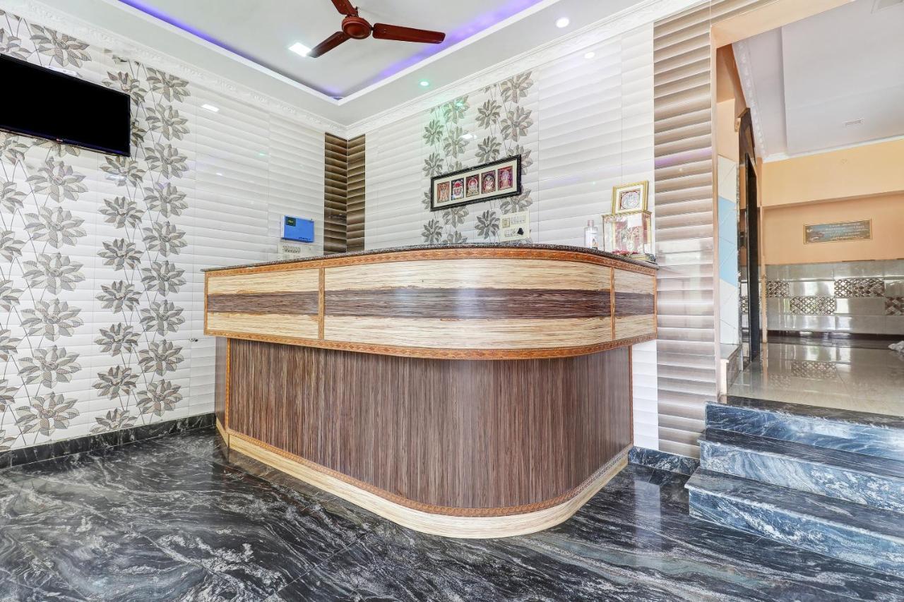 Oyo 81409 Hotel Sivajothi Tuticorin Luaran gambar